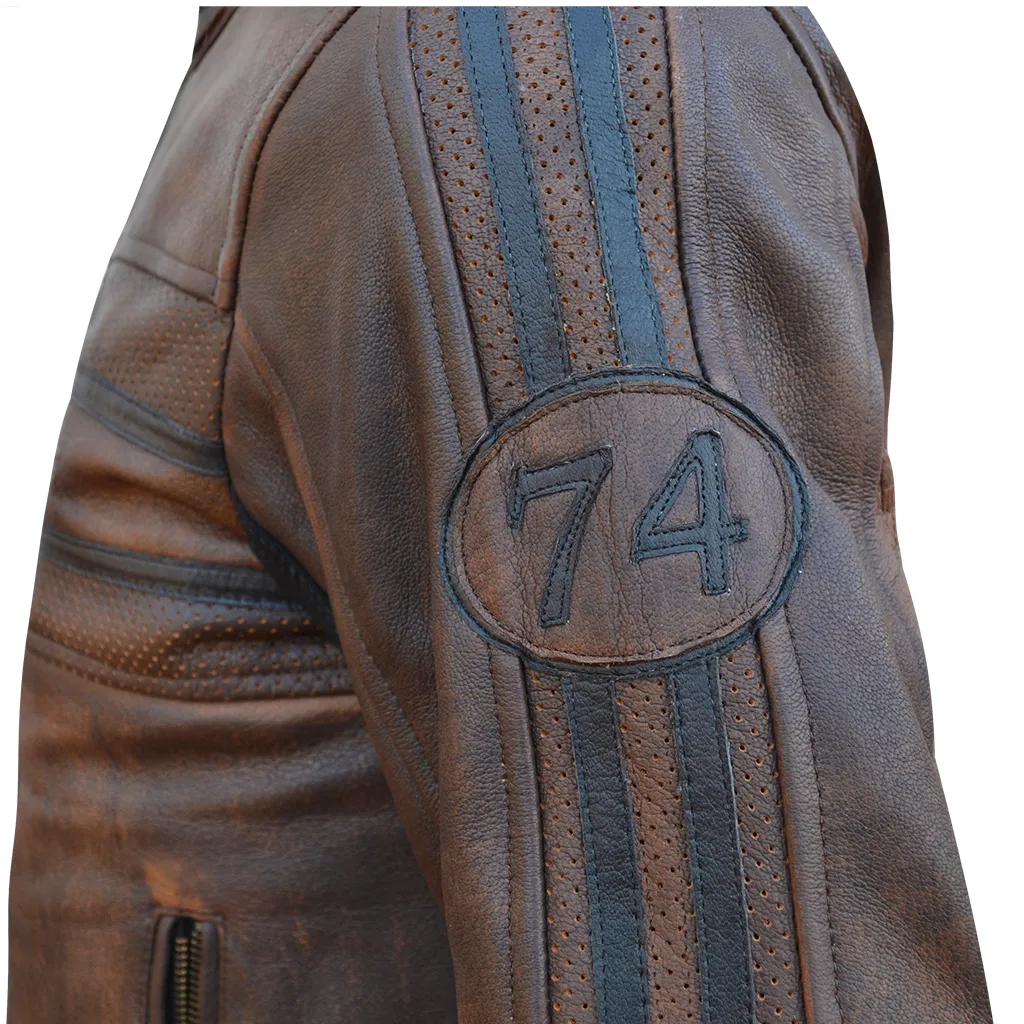 cafe74-lateral.webp